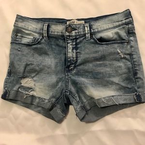 Mudd distressed ripped jean shorts light wash